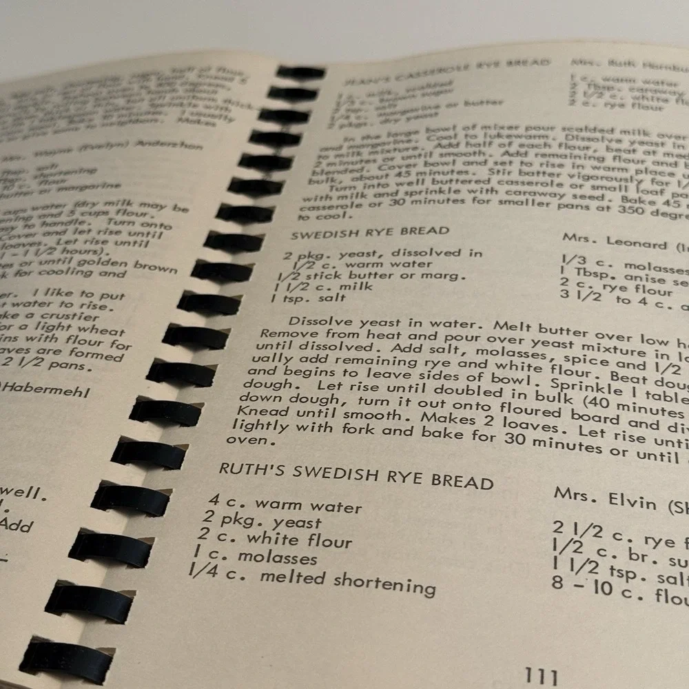 United Methodist Women 1978 Shenandoah Iowa Spiral bound Cookbook Recipes VTG